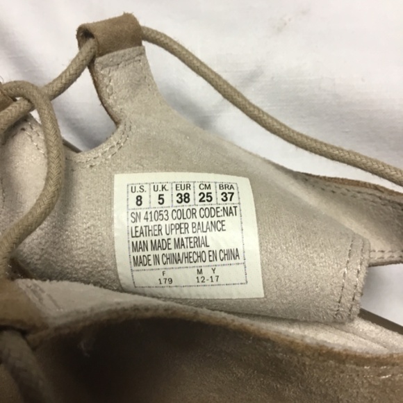 SKETCHERS LACE UP SHOES SIZE 8 MEMORY FOAM TAN SUEDE - Picture 2 of 12